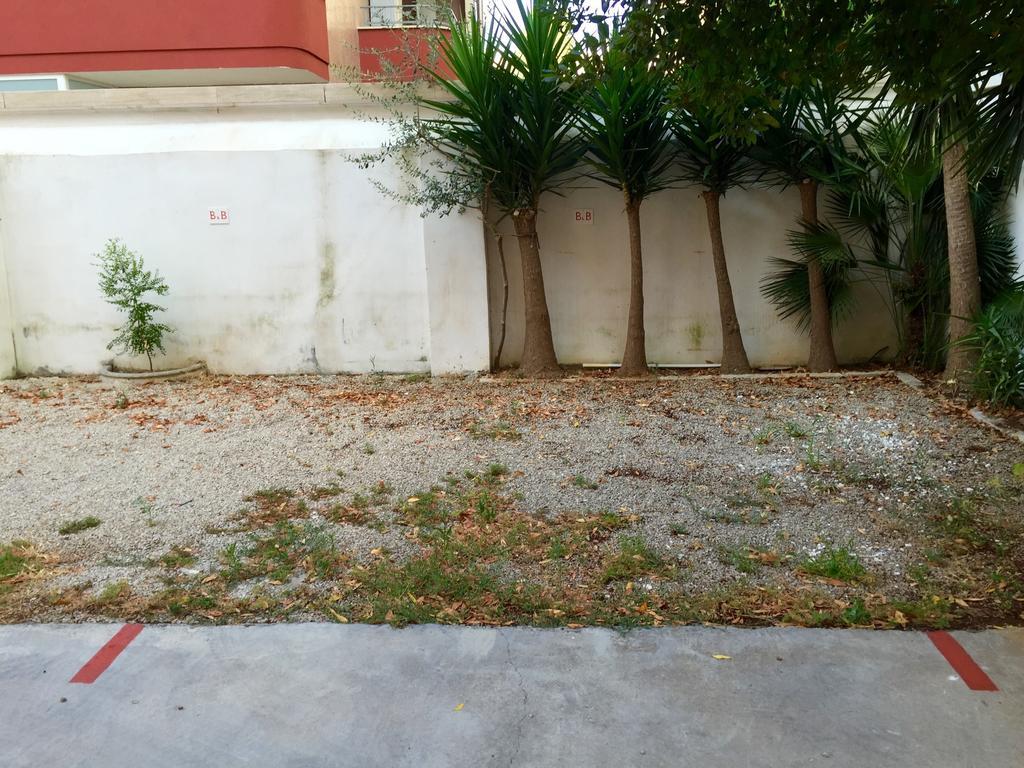 B&B Lecce House Bagian luar foto